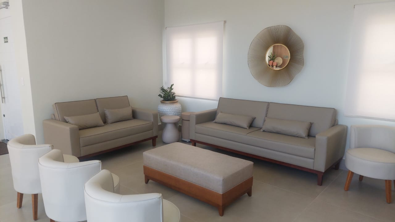 Sala de espera do Instituto Alvi em Uberaba